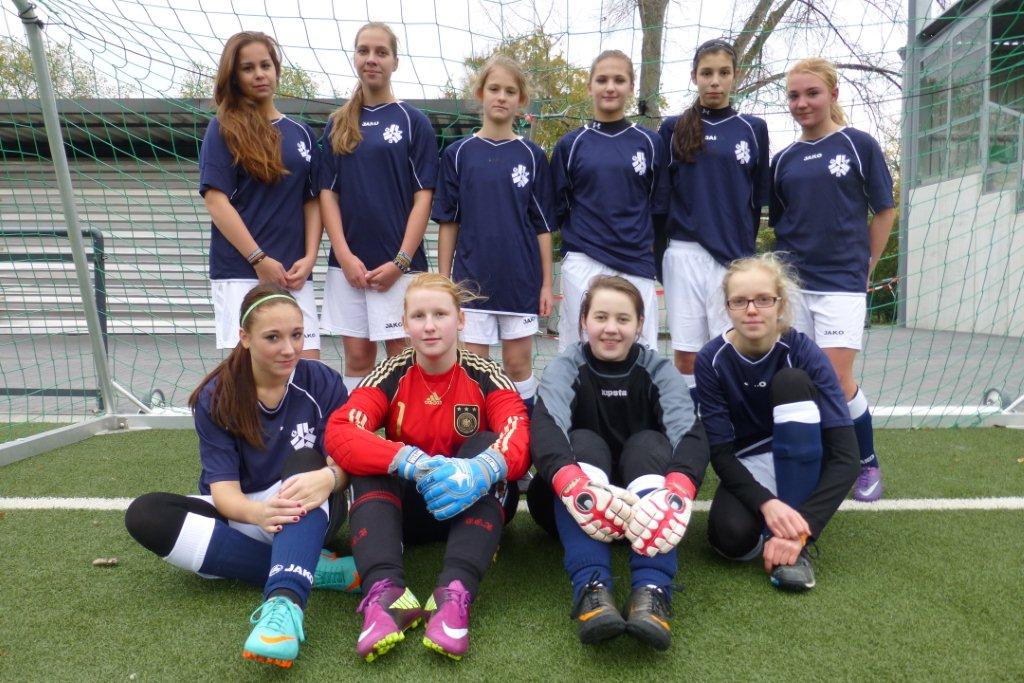 Mädchenfußball-Team im Halbfinale der Stadtmeisterschaft