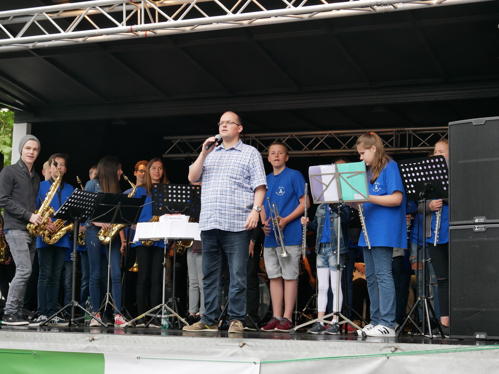 Big Band außer Haus – Auftritt beim Stoppenberger Brunnenfest